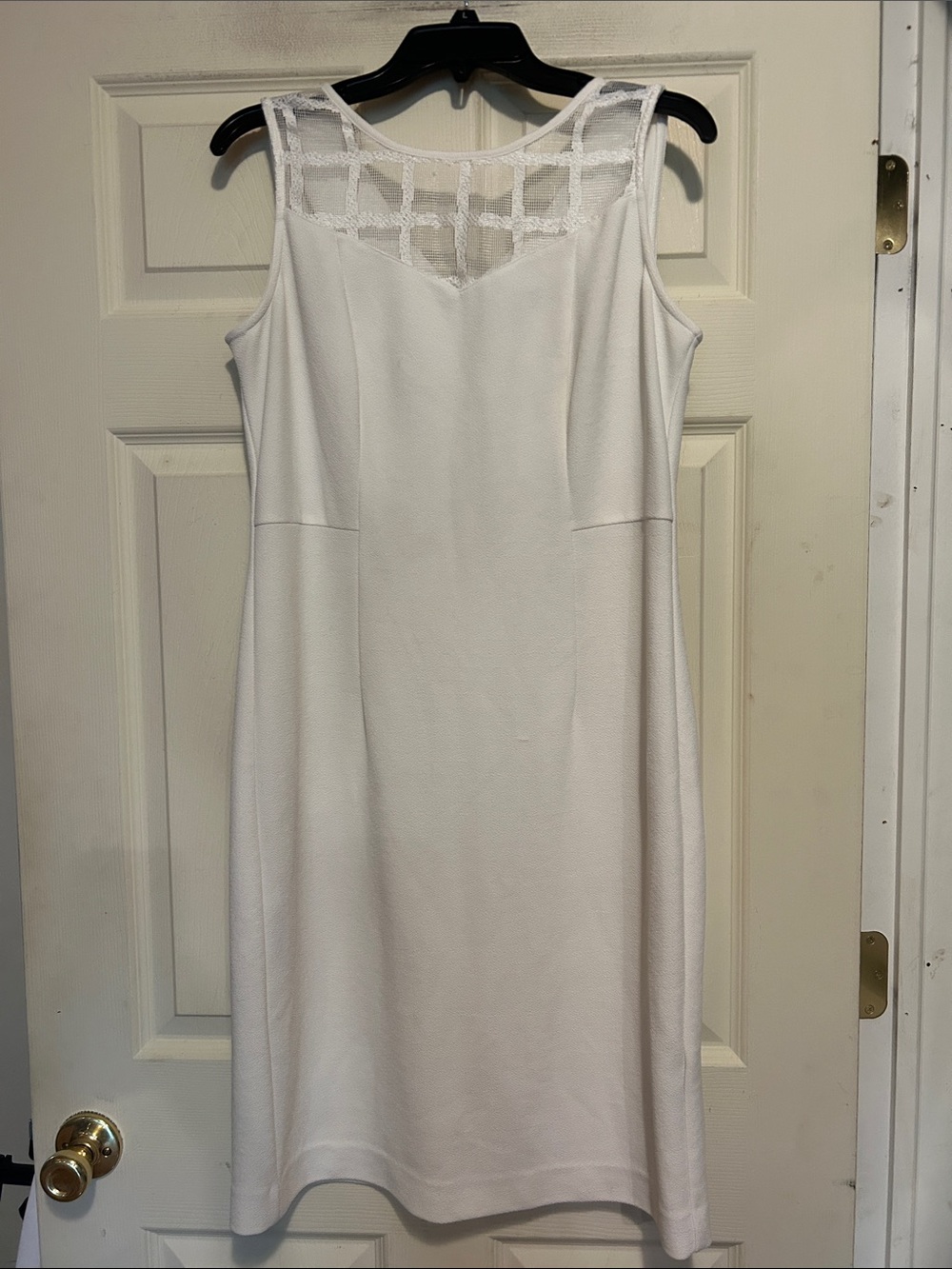 Maya Brooke Tank Dress features a distinctive windowpane mesh neckline Size 10